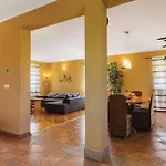 3 Bedroom Gorgeous In Putini Vakantiehuis