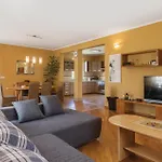 3 Bedroom Gorgeous In Putini Vakantiehuis